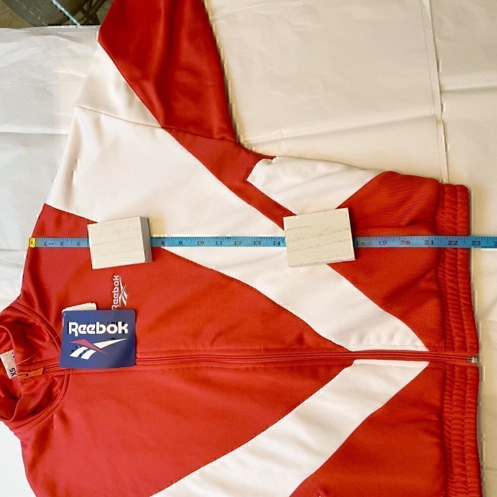 Reebok Oversized Vector Track Jacket - Picture 14 of 15